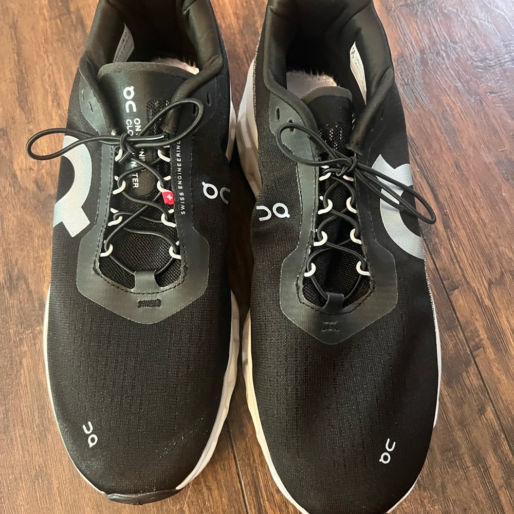 On Running Men's Black and White Athletic Shoes